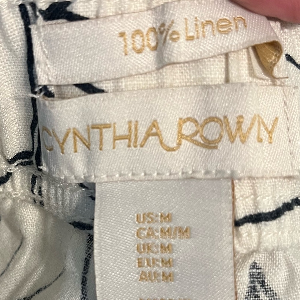 Cynthia Rowley White Linen with Black Pattern Pants - Picture 2 of 2